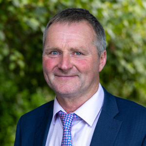 Edward Carr